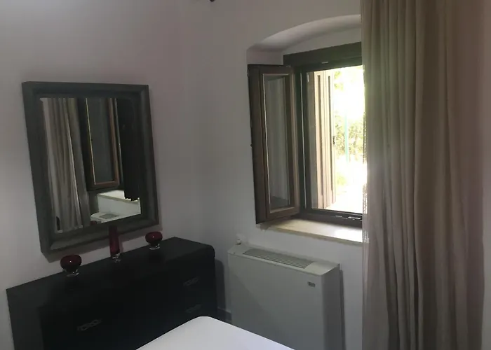 Nikotsaras House Since 1930 Appartement Akharavi